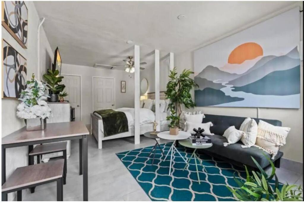 Inviting Oasis - Cozy, Spotless, And Comfortable Room Pahokee Bagian luar foto